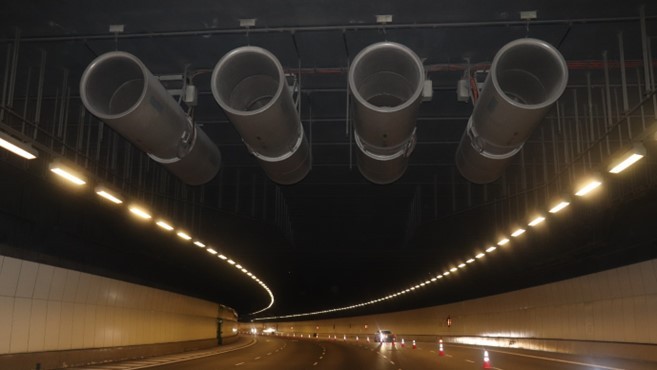Ventilation system in tunnels